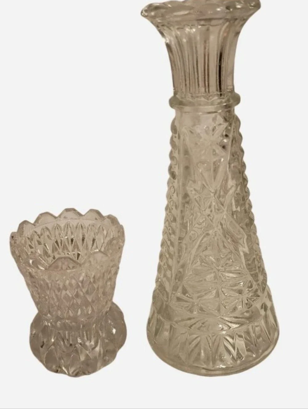 9 Pc. Vintage Clear Glass And Crystal Lot - Picture 6 of 8